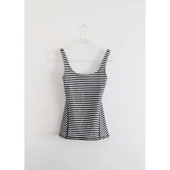 Lululemon Amala Tank Narrow Bold Striped Black Angel Wing Tank Top Size 4 - Picture 2 of 7
